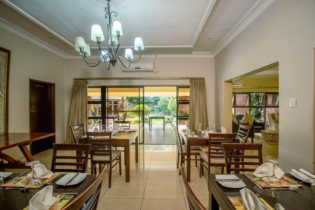 The Victoria Falls Deluxe Suites エクステリア 写真